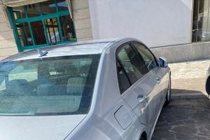 Mercedes E 220