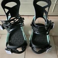  attacchi Burton snowboard smalls 