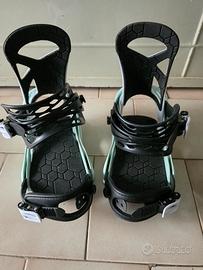  attacchi Burton snowboard smalls 