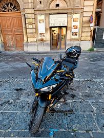 Yamaha FAZER 8 ABS