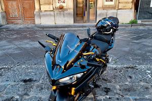 Yamaha FAZER 8 ABS