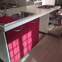 CUCINA AD ISOLA MODERNA ED ELEGANTE