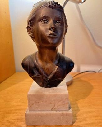 Statua in bronzo di De Matino