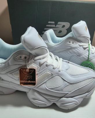 scarpe new balance 9060 TRIPLE White N.43 Nuove