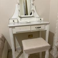 Postazione per trucco