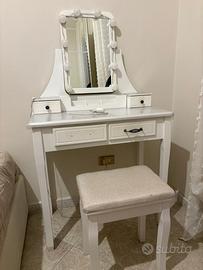 Postazione per trucco