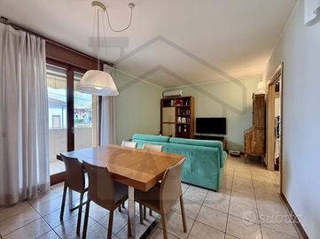 APPARTAMENTO TRILOCALE - PADOVA