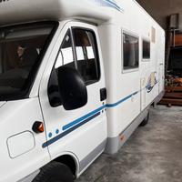 Adria coral 680 garage semi integrale camper
