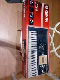 digital keyboard yamaha YPT-220 