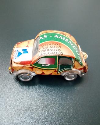 Modellini auto in latta riciclata 