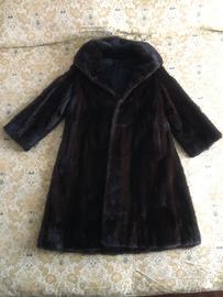 pelliccia visone, come nuova, quasi mai indossata
