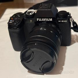 Fujifilm X-S10 + XF 18-55 Kit