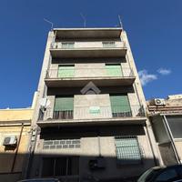 4 LOCALI A REGGIO DI CALABRIA