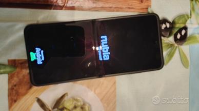 Nubia Z Flip colore nero 