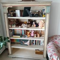 libreria in legno anticato