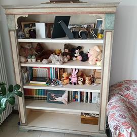 libreria in legno anticato