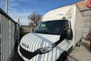 Veicolo commerciale cassonato iveco daily 35c16 eu