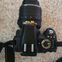 macchina fotografica reflex D3100