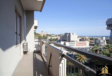 Cagliari, Viale BonariaEleganteGrandeAppartamento