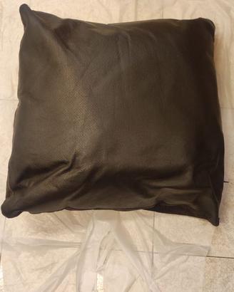 Cuscino sfoderabile ecopelle 65x65cm zip quadrato