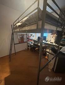 letto a soppalco Ikea svarta trasporto gratuito 