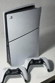 PS5 con disco e ssd 1TB  + 2 controller + giochi