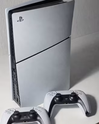 PS5 con disco e ssd 1TB  + 2 controller + giochi