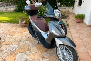 Piaggio Beverly 300