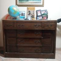 mobile antico con marmo