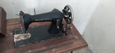 Macchina da cucire modello Roburty