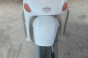 Liberty 50 4t 2012 tasto 4 frecce integrato