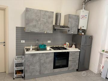 Cucina compreso frigo