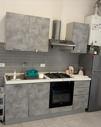 Cucina compreso frigo