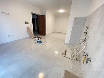PARETE; Bilocale NUOVA Costruzione MAF700