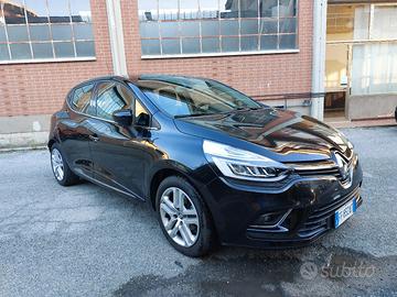 Renault Clio 0.9 benzina 7900 Km certificati.