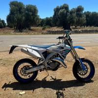 TM 125 motard