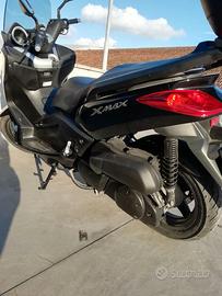 YAMAHA X MAX 250