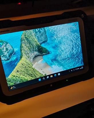 Rugged PC/tablet Panasonic FZ-G2 con docking USBC