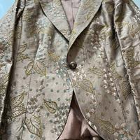 ELEGANTE COMPLETO IN SETA RIFINITO IN PAILLETTES