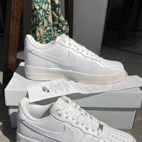 Nike Air Force 1 bianche.37.5