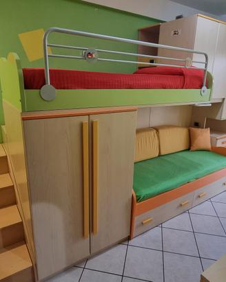 camera bimbi con soppalco  ideale per casa al mare