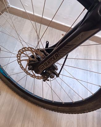 bici rockrider doppio freno a disco ammortiz