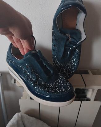 Sneakers donna vera pelle camoscio con strass