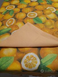 tovaglia con tovaglioli 