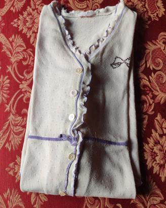 camicia da notte con smerlo viola