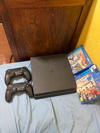 ps4 1TB+2controller+5 giochi