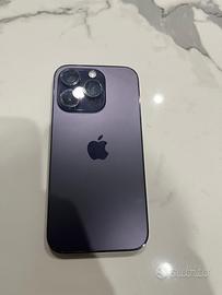 Iphone 14 pro viola