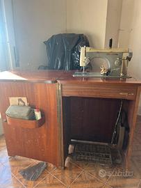 Macchina da cucire Necchi