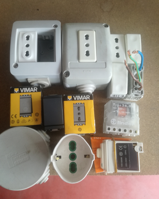 Interruttori e materiale elettrico