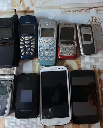 cellulari guasti per ricambi